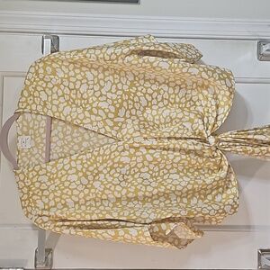 V neck blouse with tie on bottom